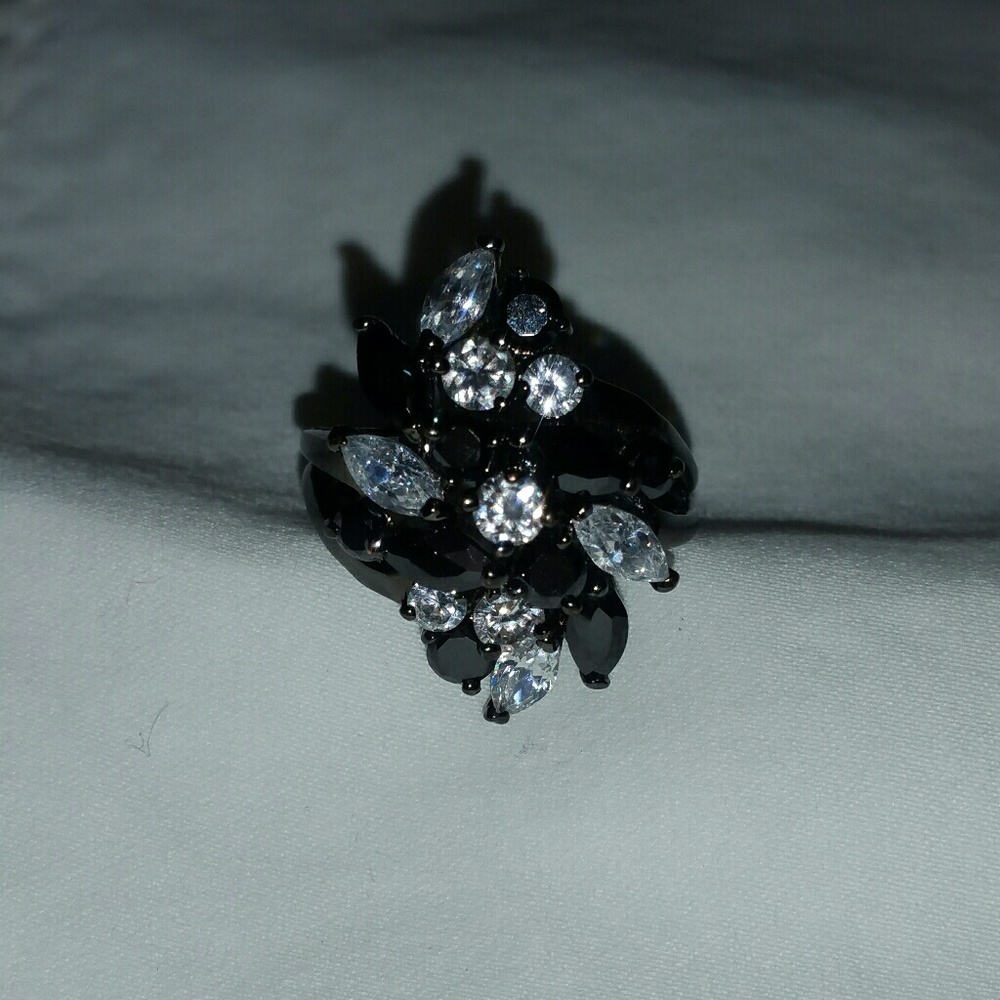 Onyx Cubic Zirconia Ring - Picture 2 of 4